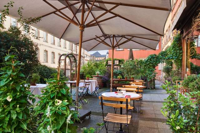 Hôtel en Alsace · hôtel au centre de Strasbourg près de la cathédrale notre dame